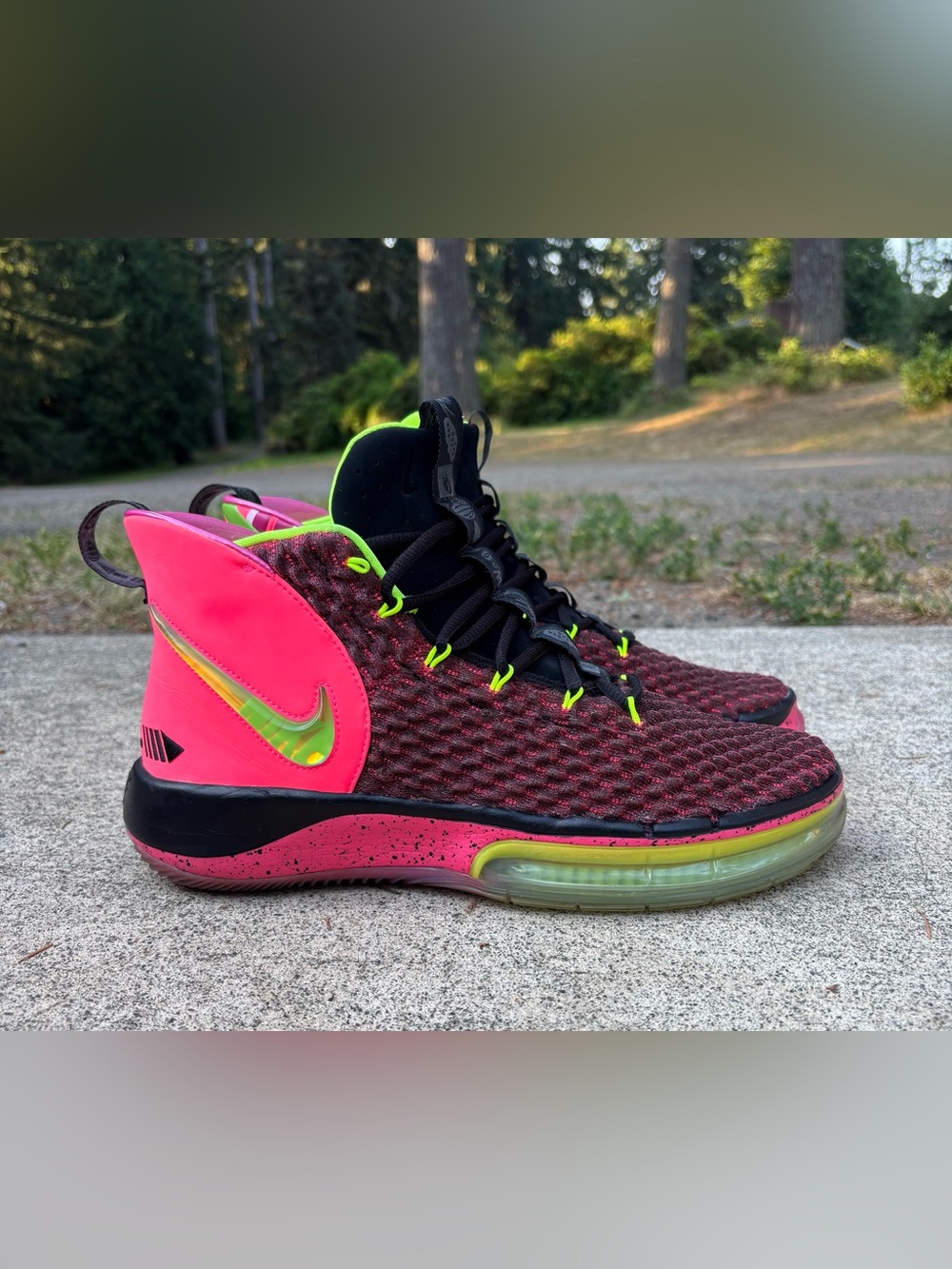 Nike AlphaDunk EP Basketball Shoes Men’s Size 11 Pink Volt Black